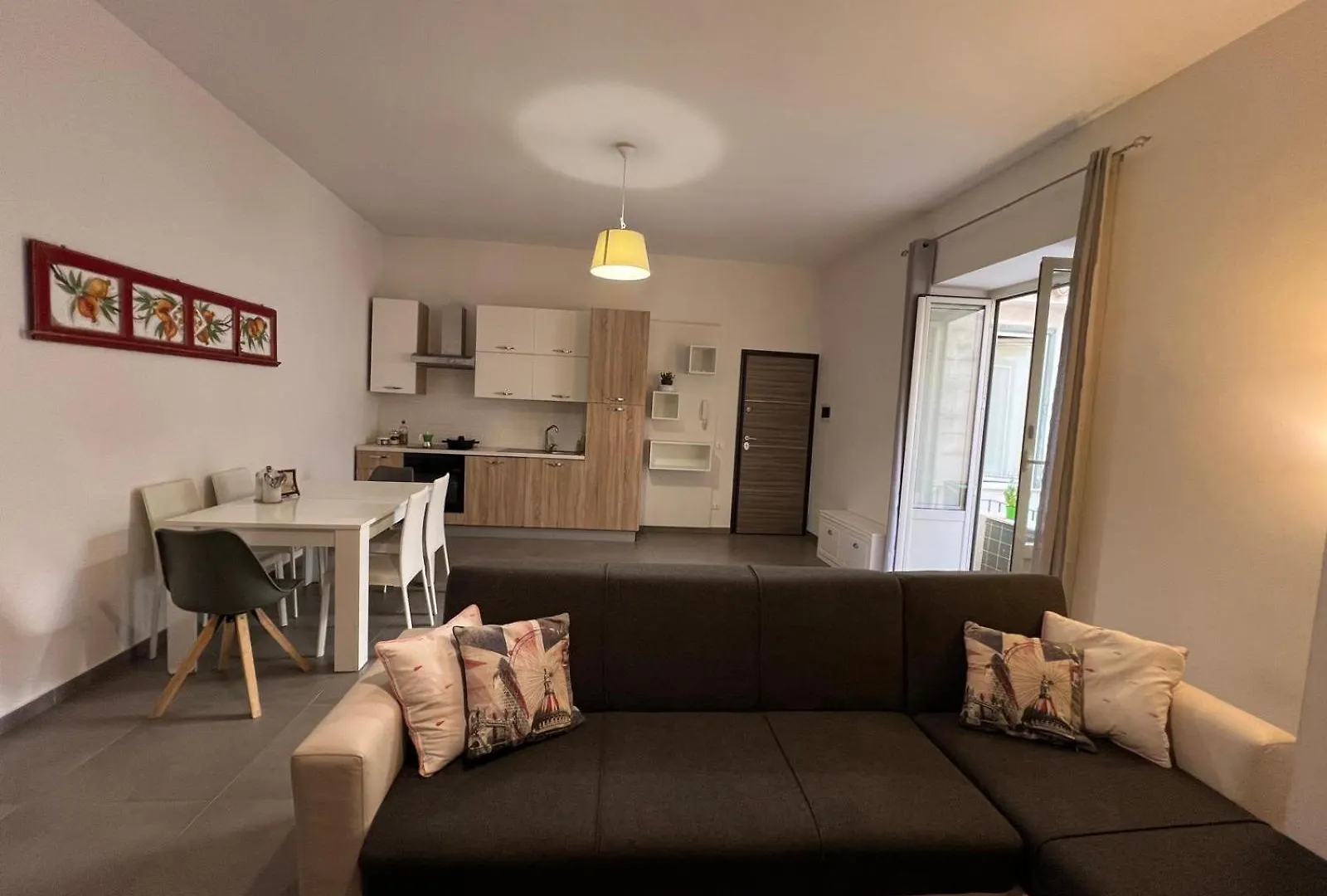 Tranquil Trapani Apartment In Historical Centre إيطاليا
