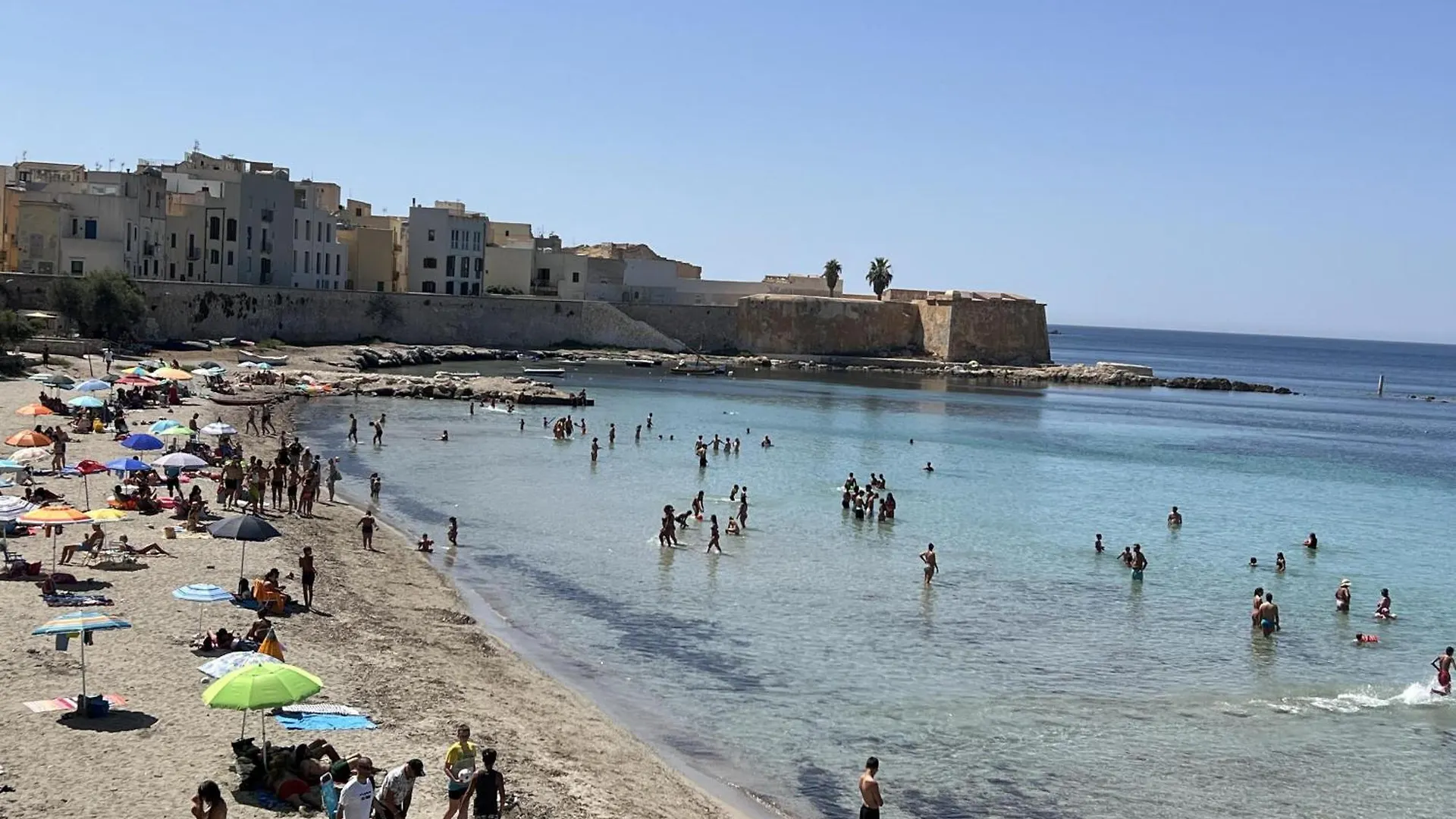 Tranquil Trapani Apartment In Historical Centre 0*,  إيطاليا